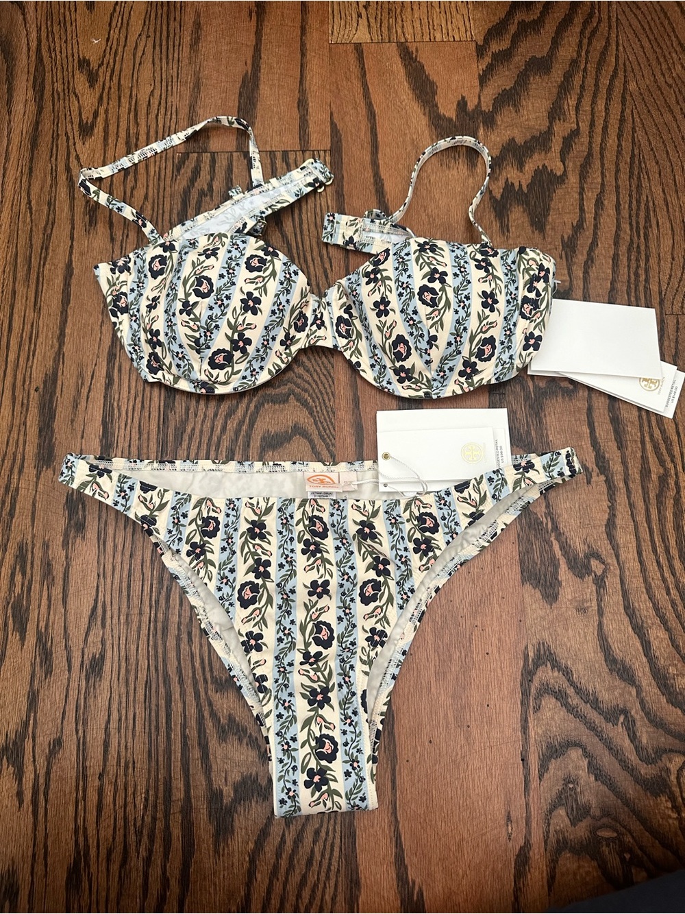 Women’s NWT Tory Burch Climbing Vines Underwire Bikini Top/ Hipster Bottom